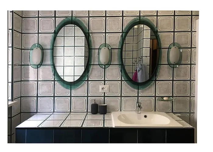 Elegant San Babila ,5 Minutes From Duomo 公寓 米兰