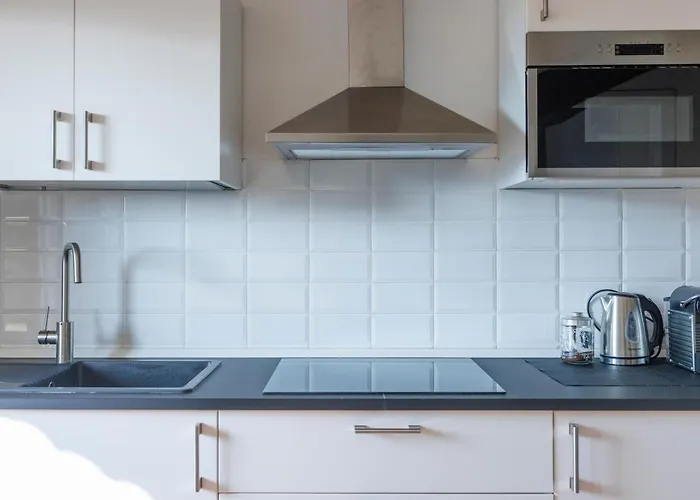 Xenia - Newly Renovated Flat In Fiera Area *