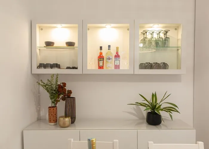 Xenia - Enjoy Porta Venezia In Modern Apt- 10 Min From Duomo 아파트