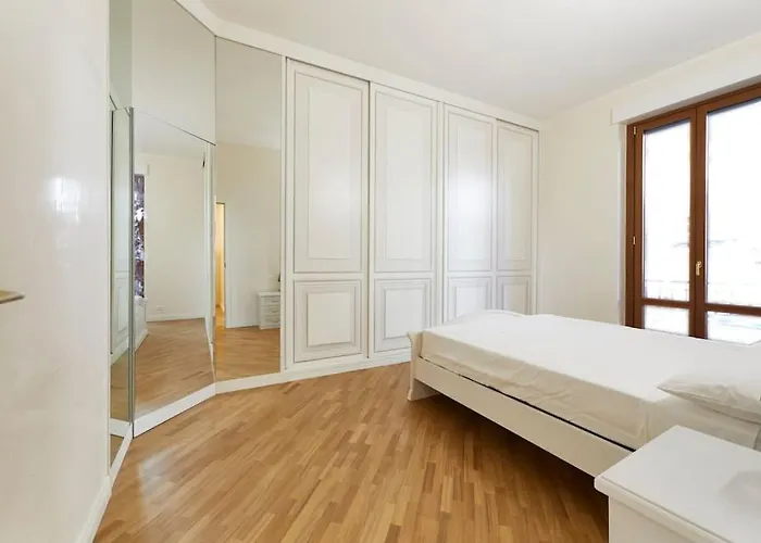 Elegant * Milan