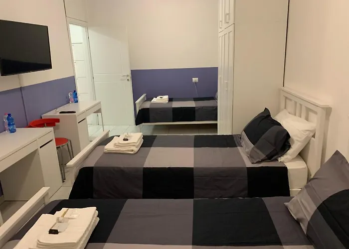 Apartament Metro Famagosta - Luminoso Con Balcone Free Wifi & Parking