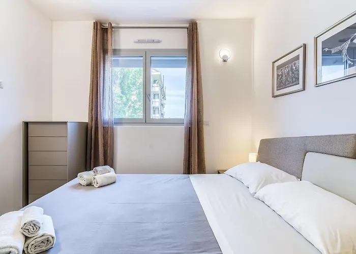 San Siro Con Garage Privato * מילאנו