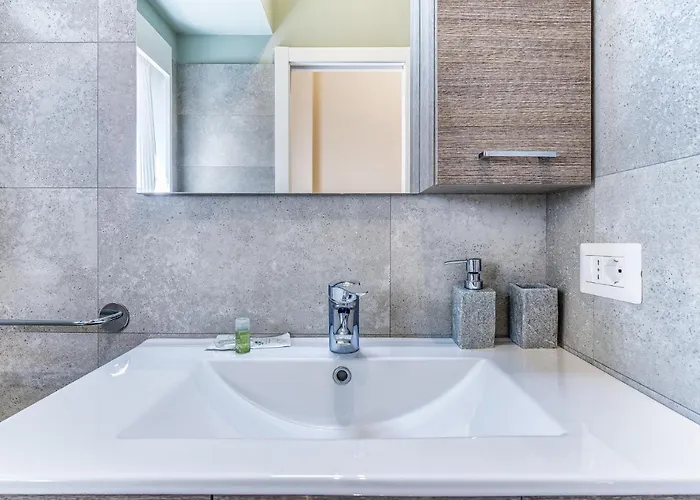 Apartment Mora Milan