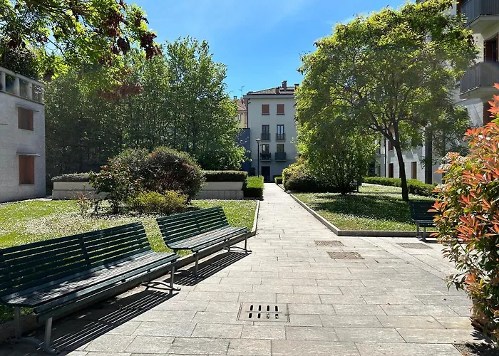 Navigli La Magolfa Lägenhet