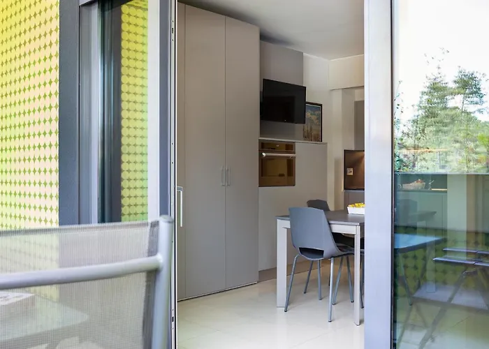 Maciachini, Zona Isola Appartement