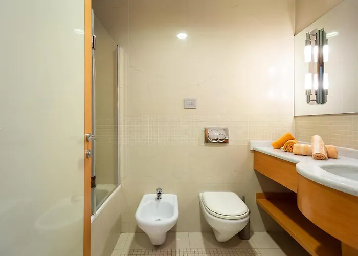 Maciachini, Zona Isola