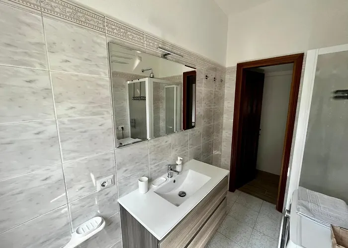 The Bright Place: Wide And Modern In Apartman