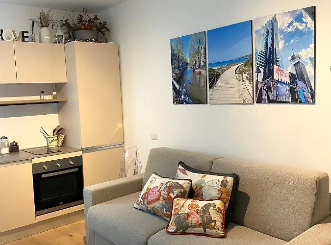 Accomodo Mim26 Monolocale Porta Venezia Lägenhet *