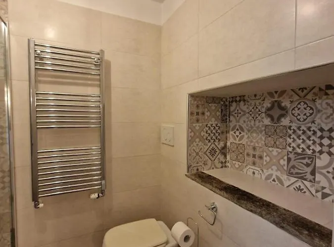 Regina In Porta Romana 2 - Sky Tv, Wifi E Breakfast Box 아파트 밀라노