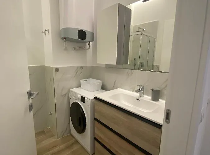 A Casa - Just Like At * Milán