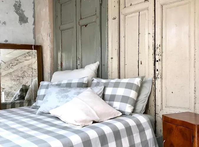 Charming And Design Attic Loft In Coolest Area Navigli Ticinese 아파트 밀라노