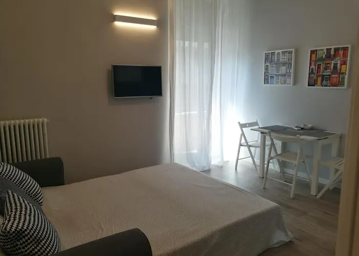 Appartement Mm3/repubblica, 2 Min. Da Staz.