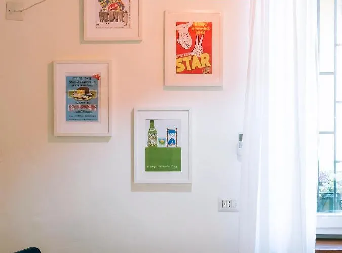 Appartamento Xenia - Stylish Colorful Apt- Upbeat & Well-connected Area