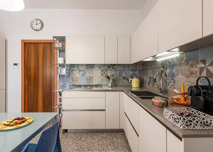 Apartment Bnbutler - Stromboli, 22 - Ampio, Luminoso Ed Elegante