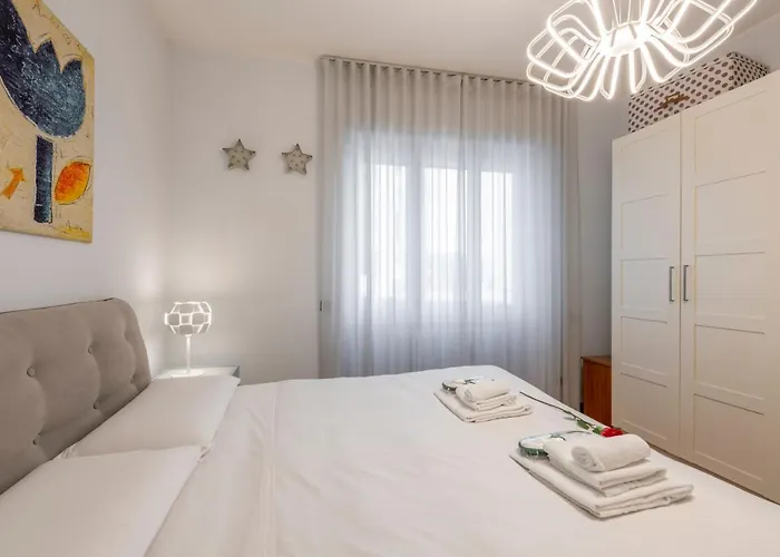 Apartment Bnbutler - Stromboli, 22 - Ampio, Luminoso Ed Elegante *