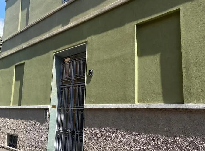 Designhousemilano * Milaan