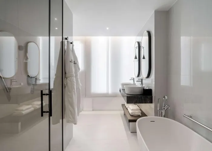 Radisson Collection Hotel, Santa Sofia Otel 5*