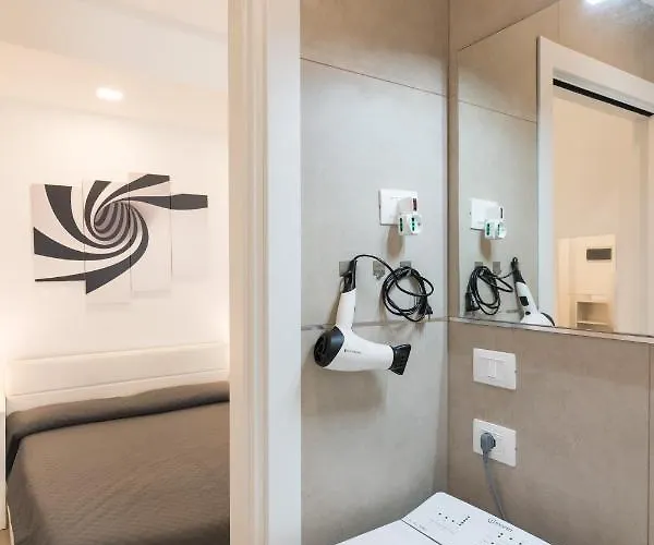 Maya Loreto Apartment Milan