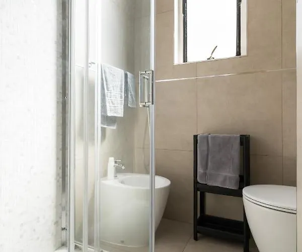 Maya Loreto Apartment