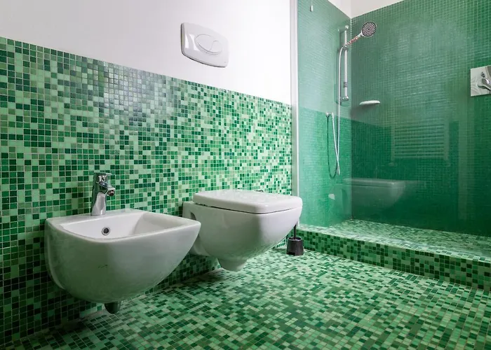 Lux Metro M2 Apartman *