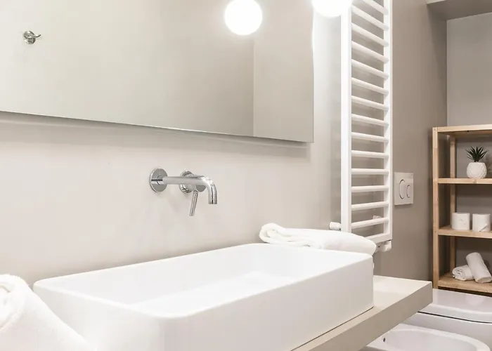 Collection Moscova 8 - Collection * Milano