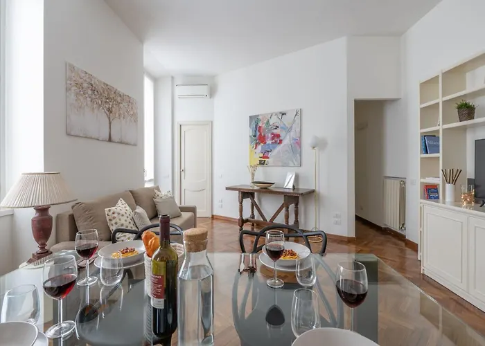 The Rent - Gorgeous Two-bedroom In Porta Nuova District 아파트 밀라노