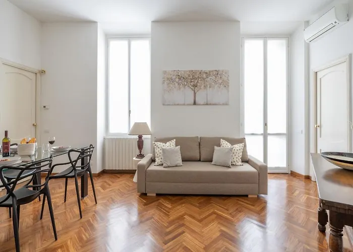 The Rent - Gorgeous Two-bedroom In Porta Nuova District 밀라노
