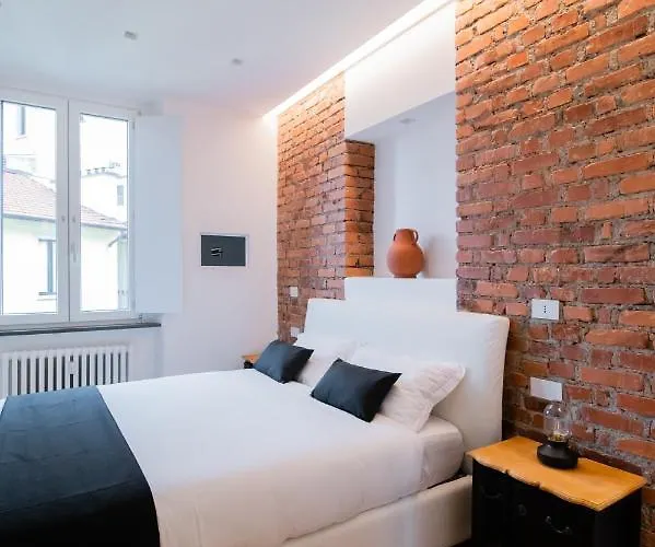 Ross Quadrell - * מילאנו