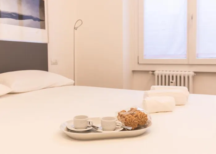 Luxury - A Due Passi Dal Centro Di * Milán