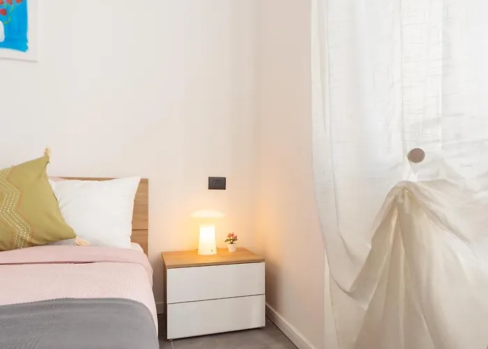 Khl - Sansiro, * Milano