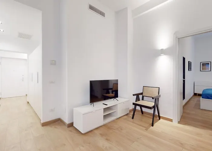 Sahi - Dei Dell'olimpo Porta Romana Milán