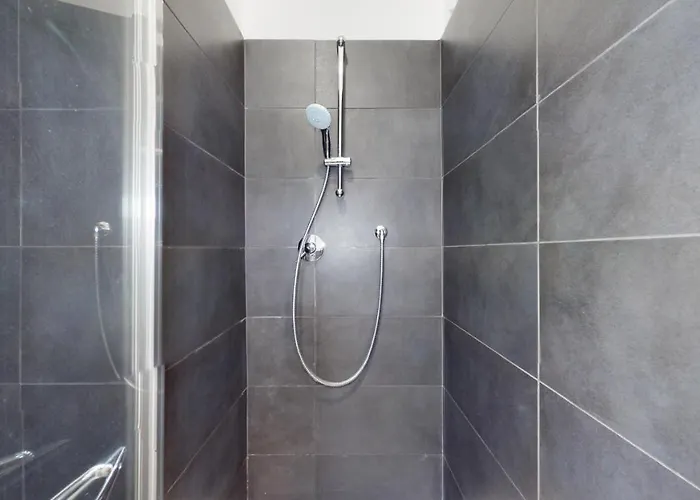 Sahi - Dei Dell'olimpo Porta Romana Apartmán *