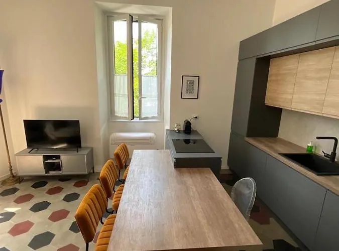 Sansiro 74 House Lägenhet Milano