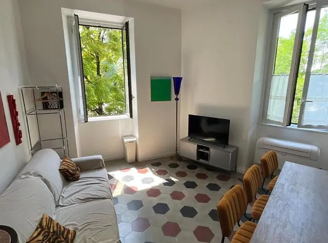 Sansiro 74 House Lägenhet Milano