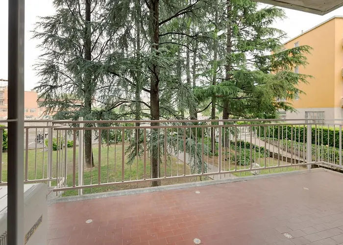 公寓 Guesthost - Con Terrazzo A Milano- Greco Pirelli!