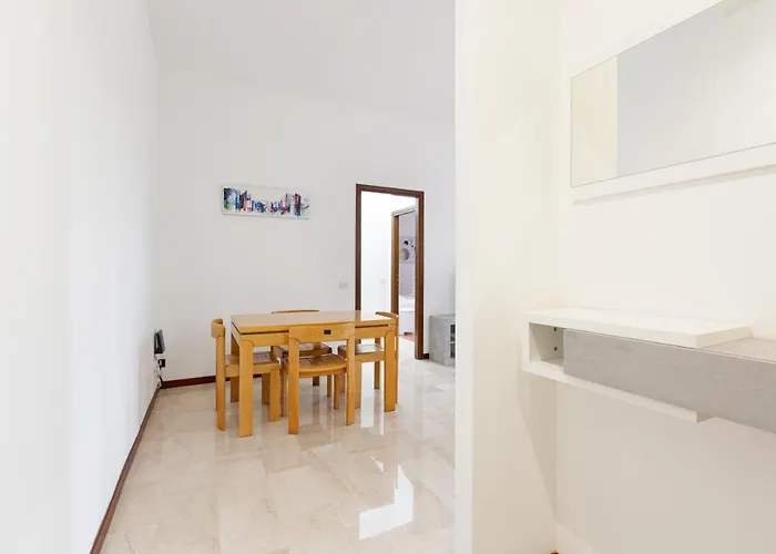 Guesthost - Con Terrazzo A Milano- Greco Pirelli! *