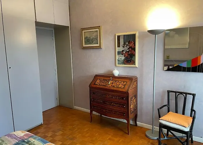 Navigli Hideaway - 5 Minutes From Metro