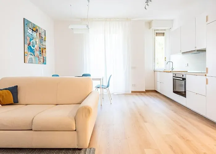 Modern New Near Corso Sempione