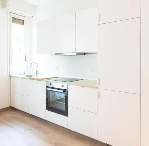 Modern New Near Corso Sempione Apartamento