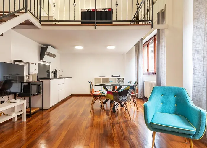 Easyhomes - Manusardi Апартаменты