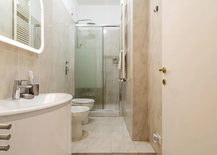 Easyhomes - Manusardi Апартаменты