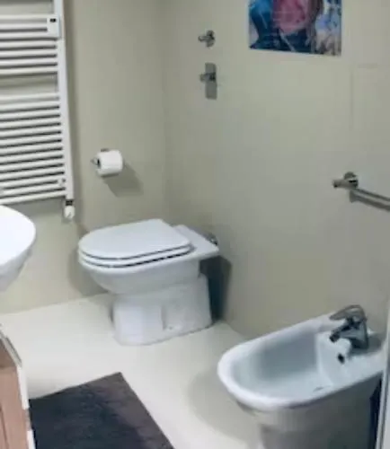 Flat 11 Mm1 Loreto Pasteur Con Posto Auto - P5