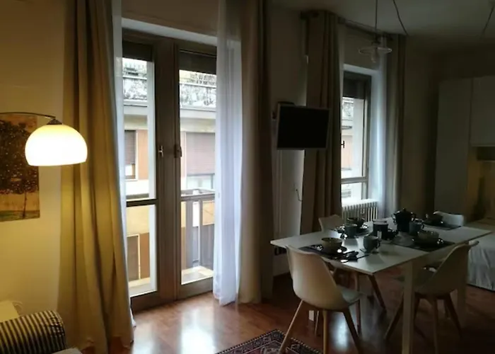 Flat 11 Mm1 Loreto Pasteur Con Posto Auto - P5