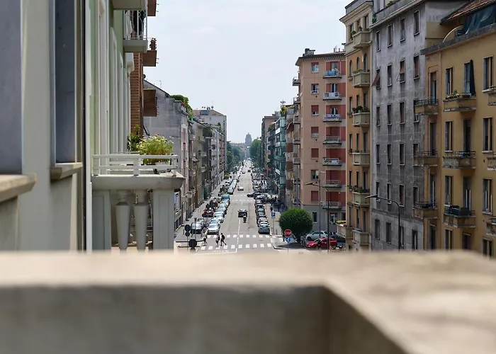 Duomo 15 Min - Cozy Artist's Note Apartament