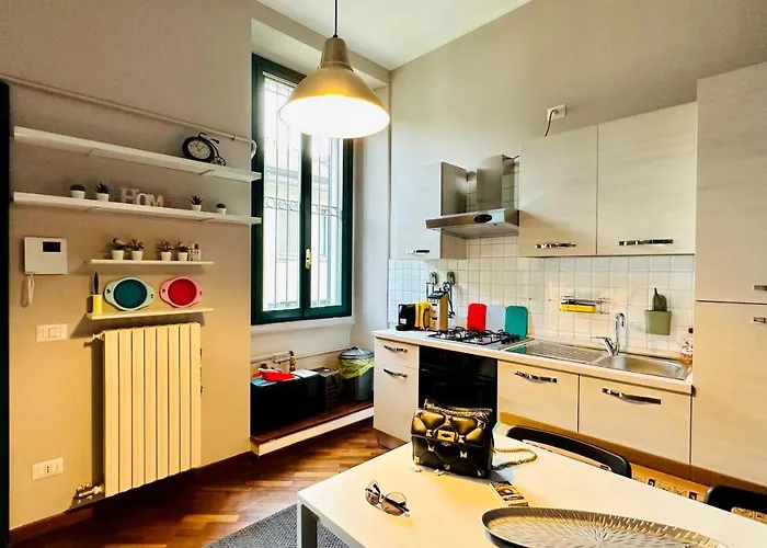 Sweet Navigli S2 Milano