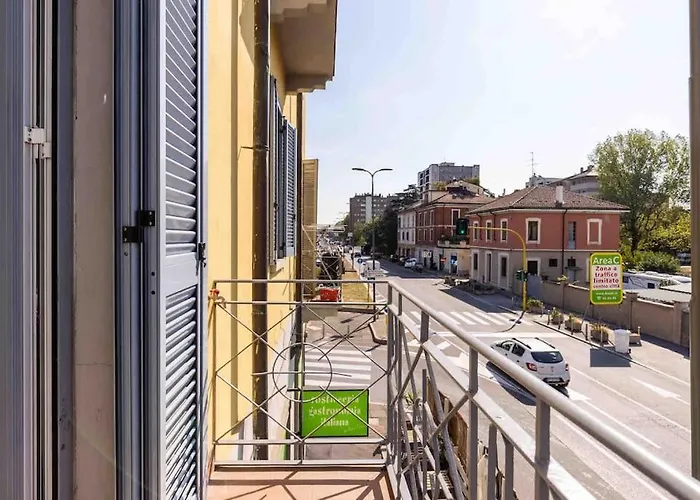 Bellaria House M5 San Siro Wi-fi Super Veloce * ミラノ