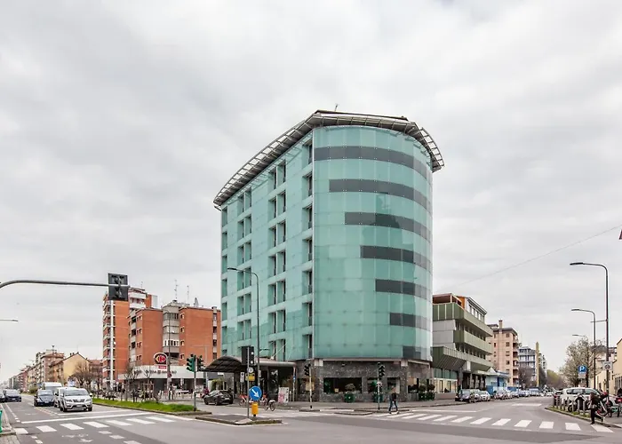 Hotiday Turro ميلان