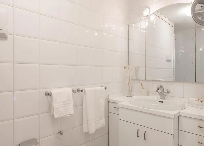 The Rent - Gorgeous Two-bedroom In Porta Nuova District