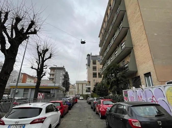 Apartment 50 Papiniano *