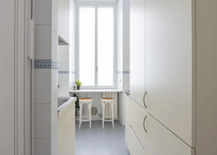 The Rent - Gorgeous Two-bedroom In Porta Nuova District